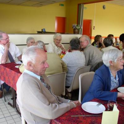 Repas des anciens 2011-8