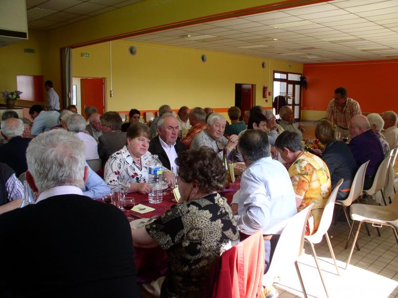 Repas des anciens 2011-9