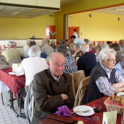 Repas des anciens 2011-10